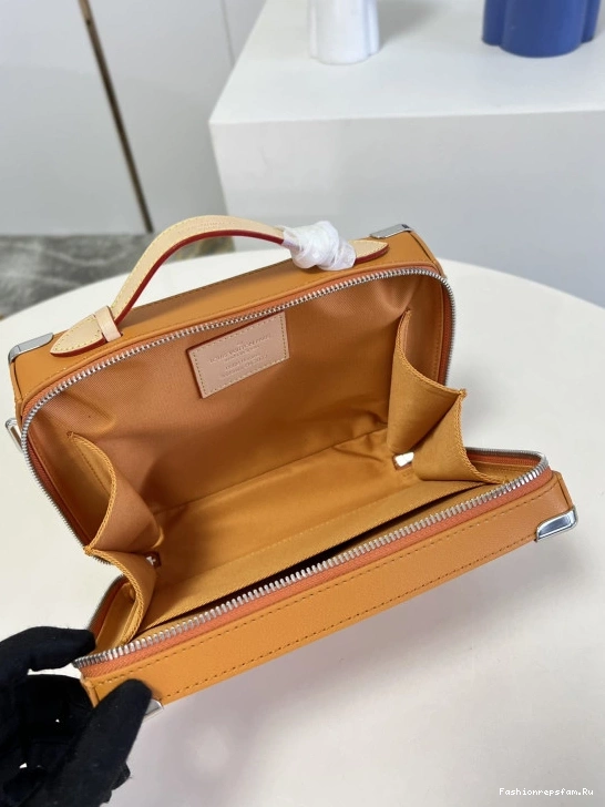 FS CHEAP LOUIS VUITTON TRUNK SOFT HANDLE 0726
